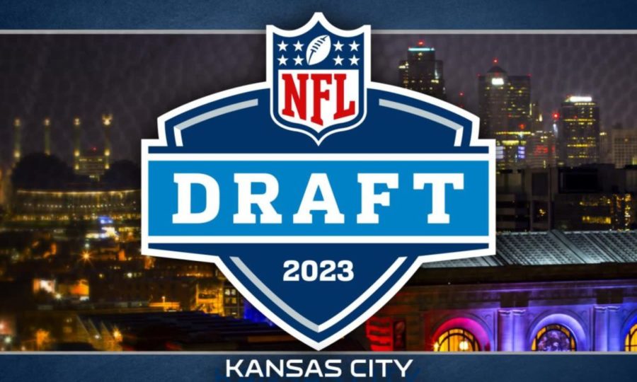 NFL+DRAFT+TAKES+AN+UNEXPECTED+TURN+BUT+LIVES+UP+TO+THE+HYPE