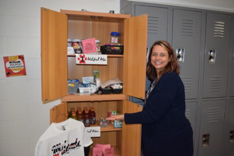 The Wildcat Warehouse is open on Thursdays from 7:30-7:50 a.m.