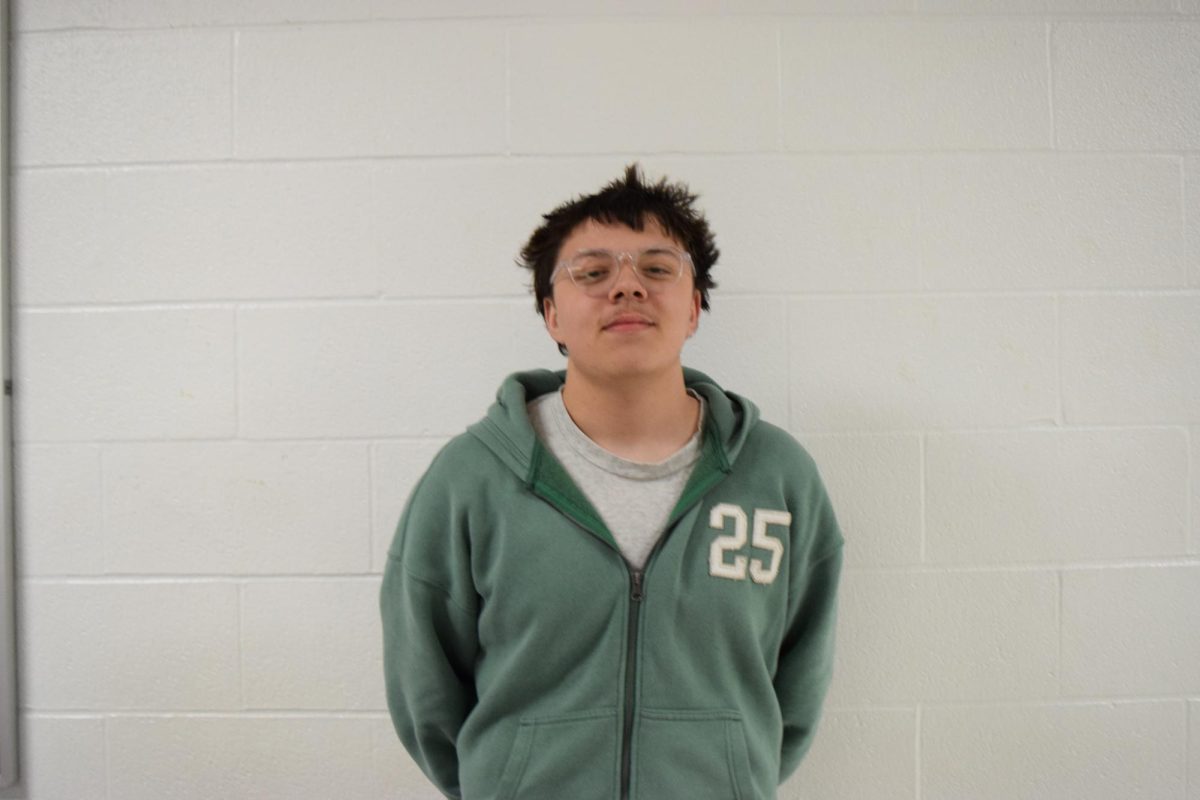 Draven DeSalvo is a shooting guard for the Cats.